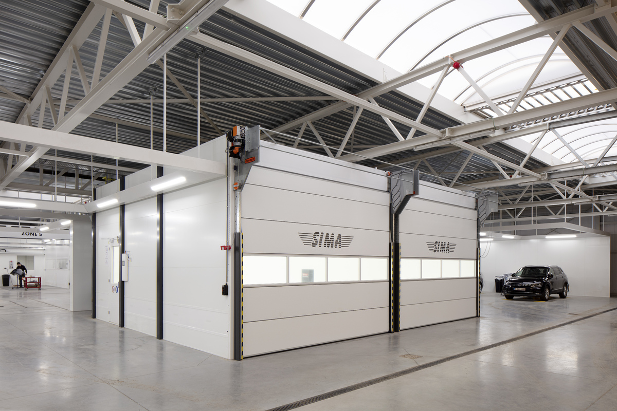 D'HAENE GROUP INAUGURE UN ATELIER DE REPARATION (SMART&VAN) HYPERMODERNE A GHISLENGHIEN